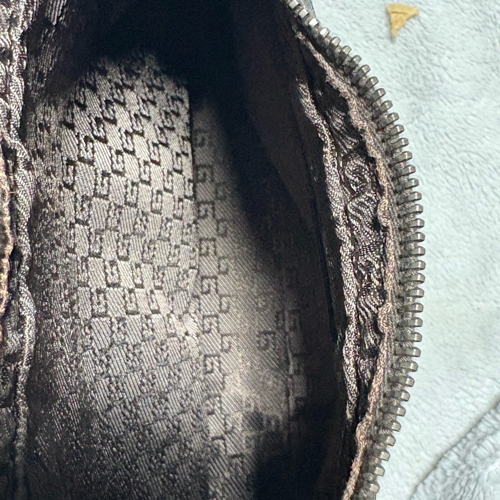 Vintage Gucci Brown Hobo Bag with Luxurious Suede Texture ( READ) - Picture 7 of 13